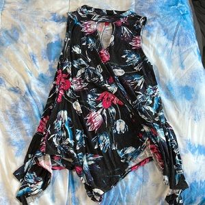 Jennifer Lopez Medium Flower Tank Top